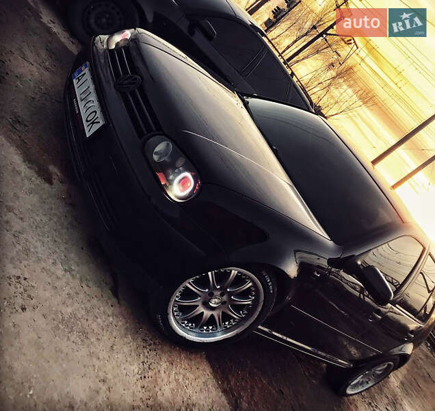 Volkswagen Golf 2002