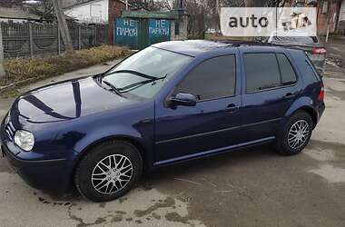 Хэтчбек Volkswagen Golf 2001 в Львове