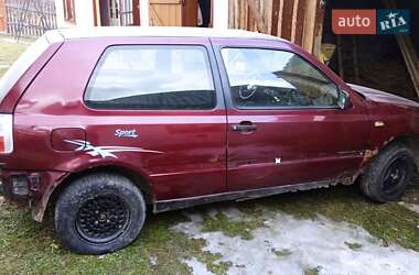 Хэтчбек Volkswagen Golf 1993 в 