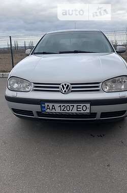 Хэтчбек Volkswagen Golf 1999 в Киеве