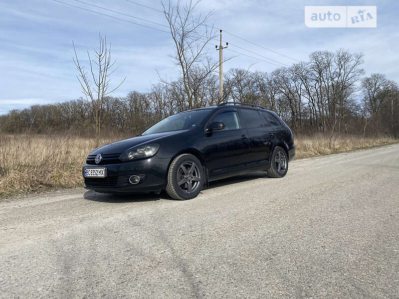 Універсал Volkswagen Golf 2013 в 