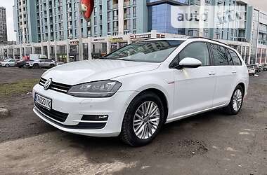 Универсал Volkswagen Golf 2014 в Львове