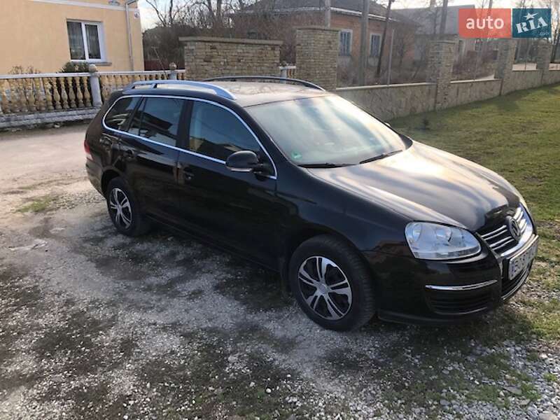 Універсал Volkswagen Golf 2008 в Тернополі