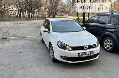 Хэтчбек Volkswagen Golf 2011 в Запорожье