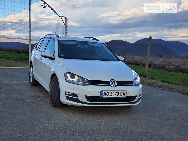 Универсал Volkswagen Golf 2015 в Перечине