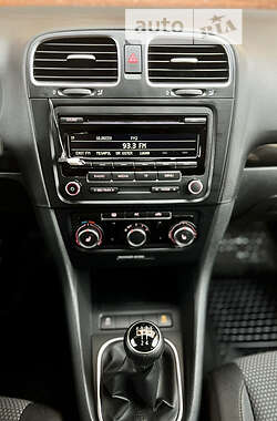 Универсал Volkswagen Golf 2012 в 