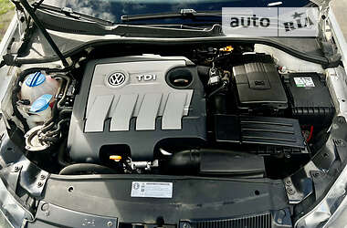 Универсал Volkswagen Golf 2012 в 