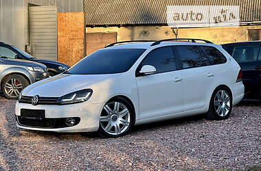 Универсал Volkswagen Golf 2012 в Дрогобыче