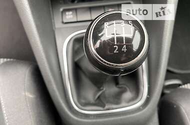 Хэтчбек Volkswagen Golf 2009 в 