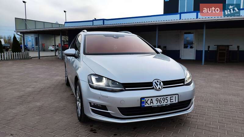 Універсал Volkswagen Golf 2016 в Києві
