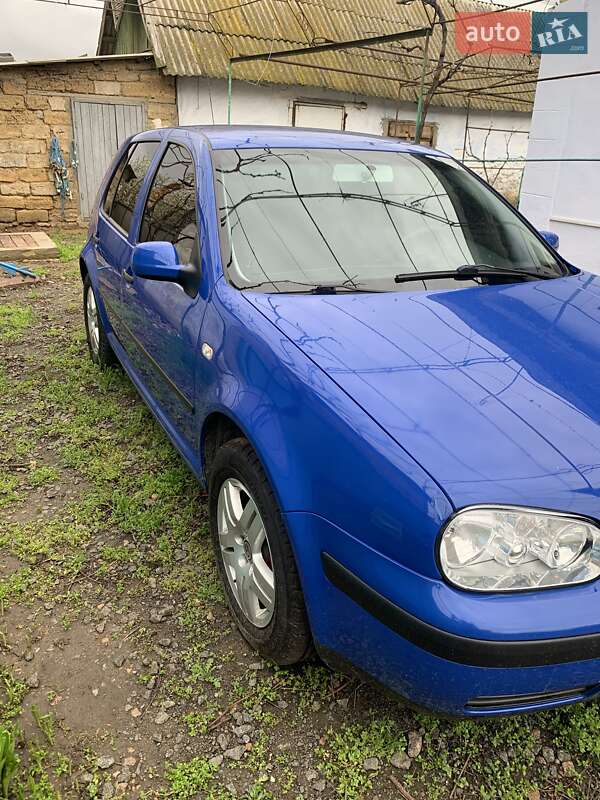 Універсал Volkswagen Golf 2002 в Біляївці