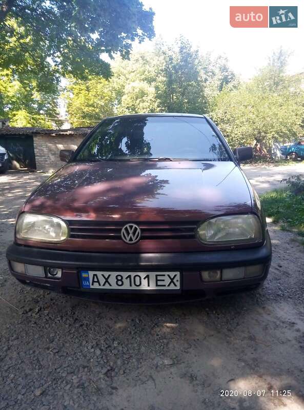 Хетчбек Volkswagen Golf 1994 в Харкові