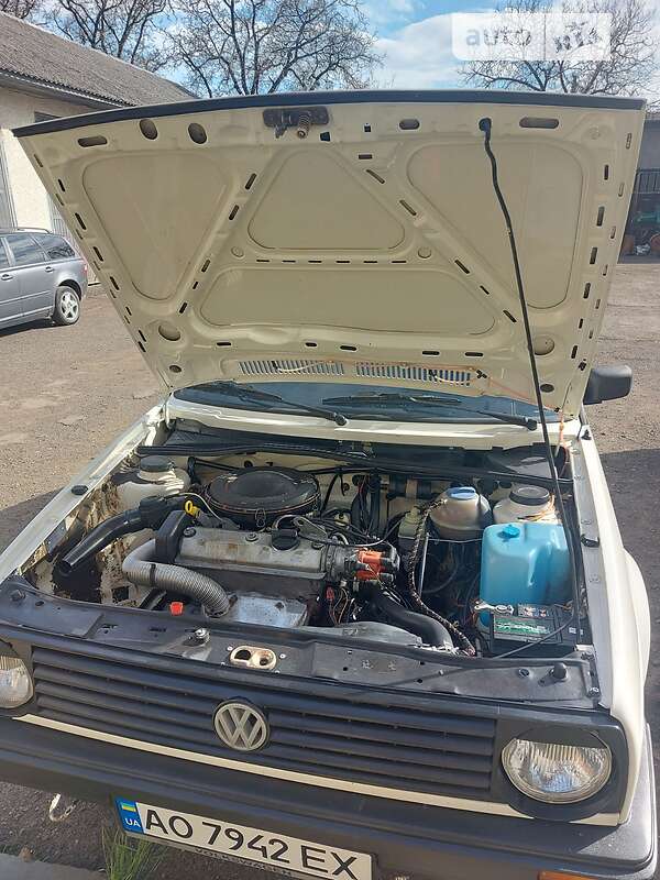 Хетчбек Volkswagen Golf 1991 в Тячеві