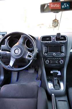 Volkswagen Golf 2010