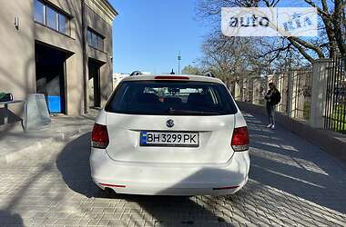 Універсал Volkswagen Golf 2012 в Одесі