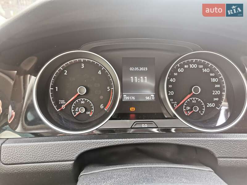Універсал Volkswagen Golf 2016 в Харкові