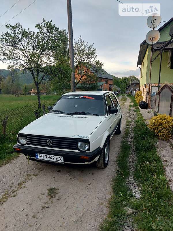 Хетчбек Volkswagen Golf 1991 в Тячеві