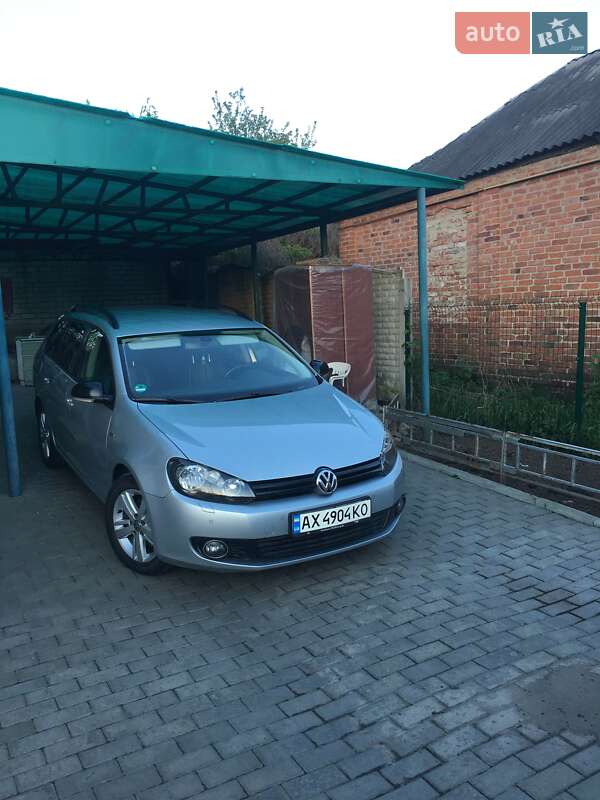Универсал Volkswagen Golf 2013 в Харькове