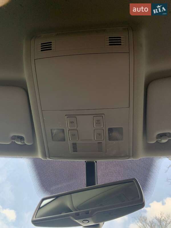 Универсал Volkswagen Golf 2014 в Киеве