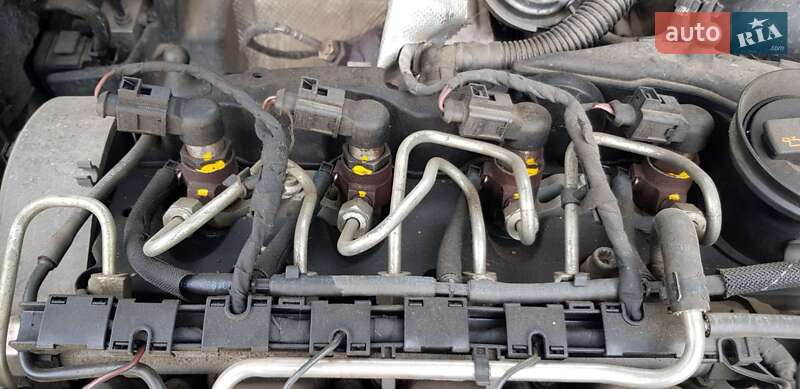 Універсал Volkswagen Golf 2011 в Ужгороді