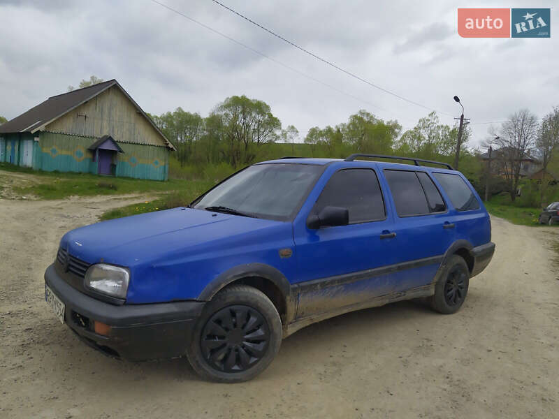 Универсал Volkswagen Golf 1996 в Турке