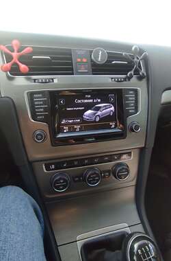 Универсал Volkswagen Golf 2013 в 