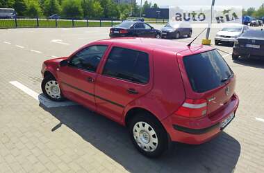 Хетчбек Volkswagen Golf 2003 в Дрогобичі