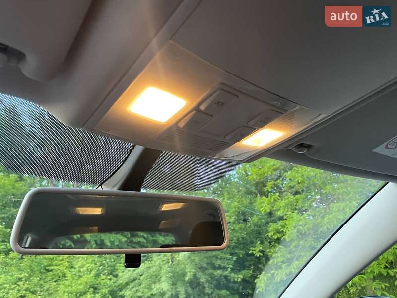 Универсал Volkswagen Golf 2015 в Ирпене