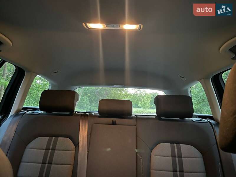 Универсал Volkswagen Golf 2015 в Ирпене