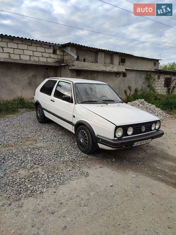 Хетчбек Volkswagen Golf 1989 в Новодністровську