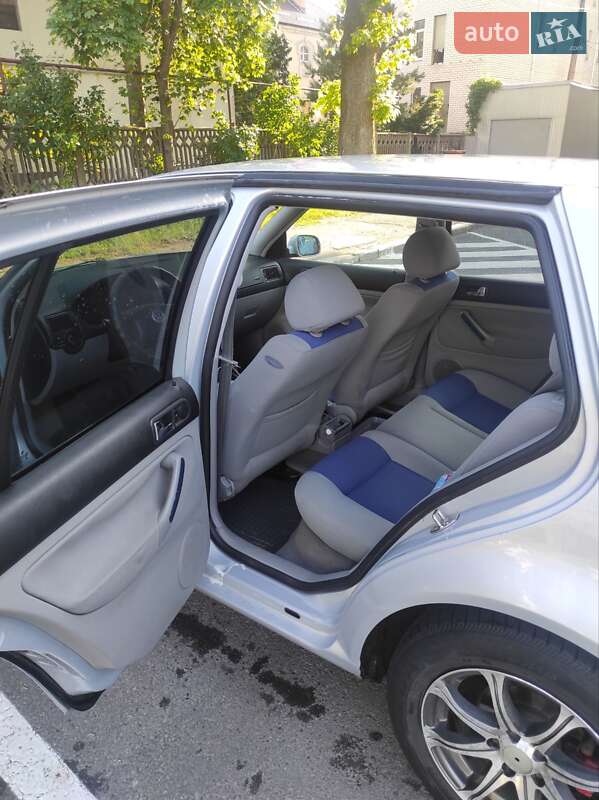 Хэтчбек Volkswagen Golf 1999 в Николаеве