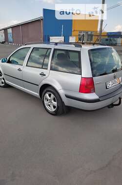 Универсал Volkswagen Golf 2001 в 