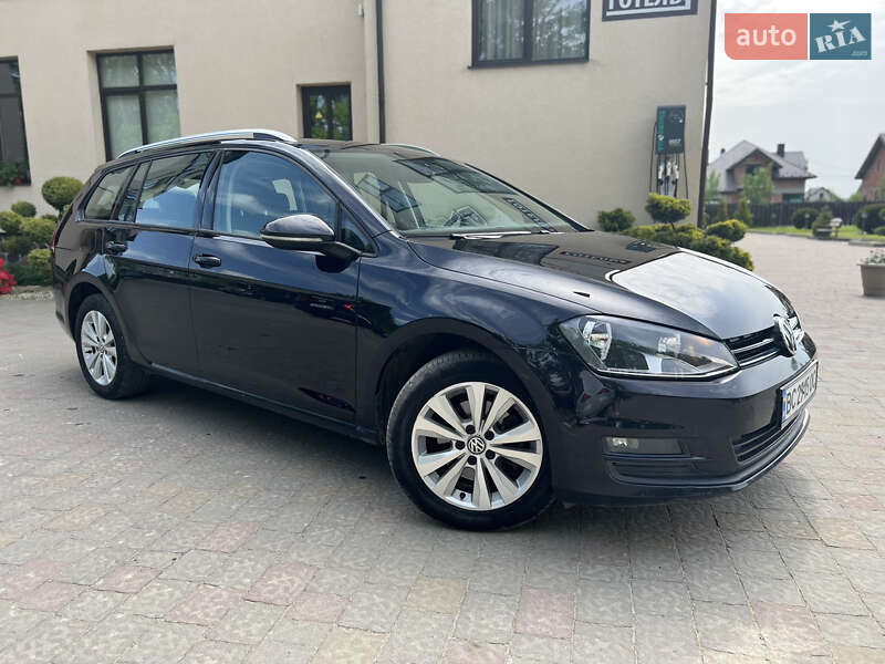 Універсал Volkswagen Golf 2016 в Стрию