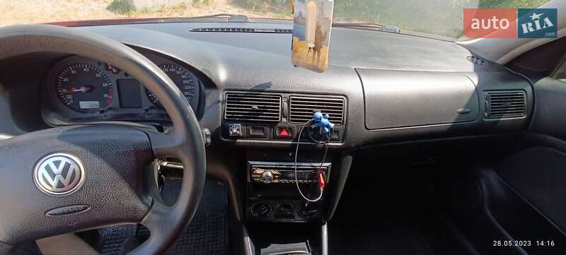 Хетчбек Volkswagen Golf 1998 в Попільні