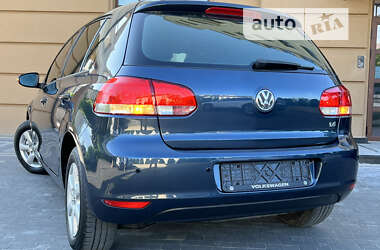 Хетчбек Volkswagen Golf 2010 в Дрогобичі