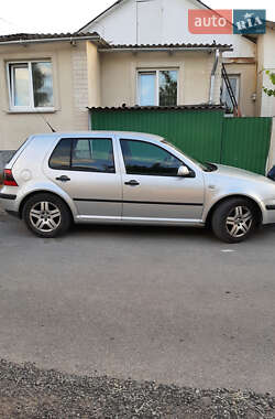 Хетчбек Volkswagen Golf 2002 в Вінниці