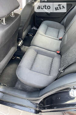 Универсал Volkswagen Golf 2001 в 