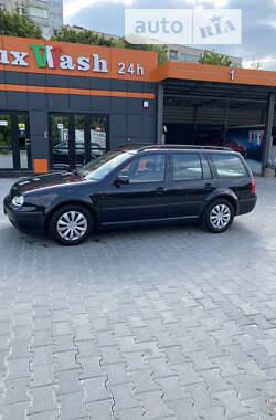 Универсал Volkswagen Golf 2001 в 
