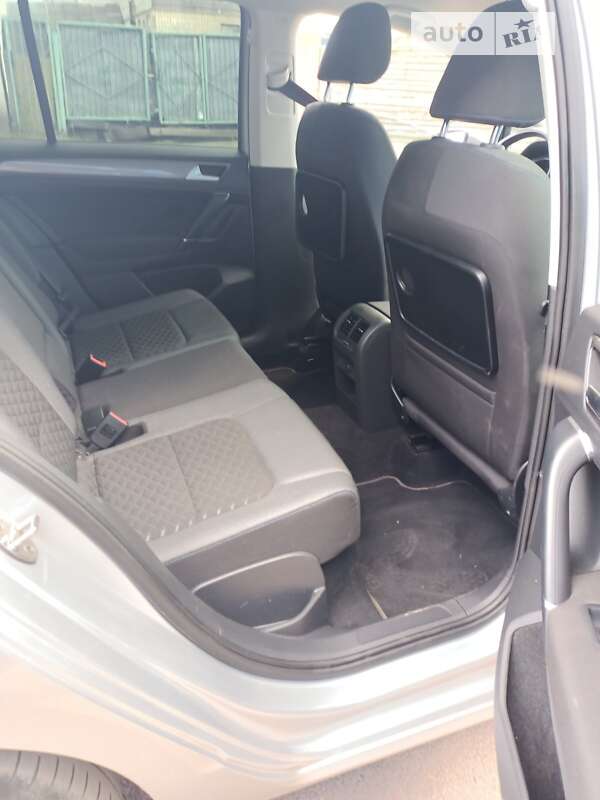 Хэтчбек Volkswagen Golf 2017 в Овруче фото 17 Хэтчбек Volkswagen Golf 2017 в Овруче