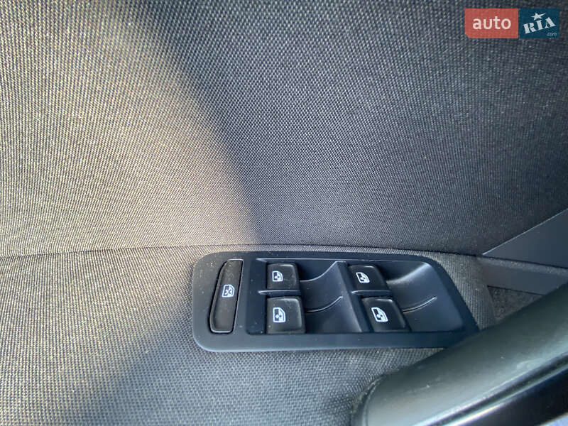 Універсал Volkswagen Golf 2016 в Кривому Розі