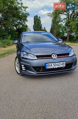 Volkswagen Golf 2015