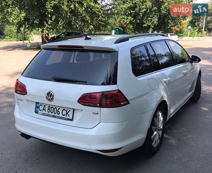 Універсал Volkswagen Golf 2015 в Черкасах
