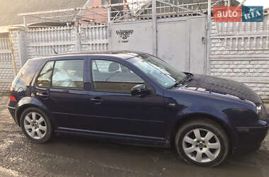 Хэтчбек Volkswagen Golf 2003 в Херсоне