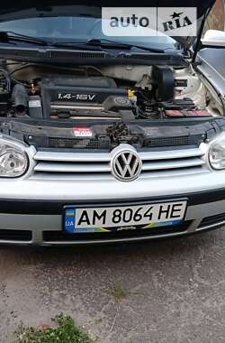 Хэтчбек Volkswagen Golf 1997 в Житомире