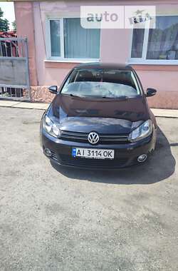 Хетчбек Volkswagen Golf 2010 в Чернівцях