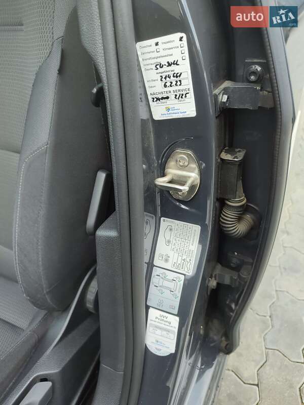 Універсал Volkswagen Golf 2017 в Стрию