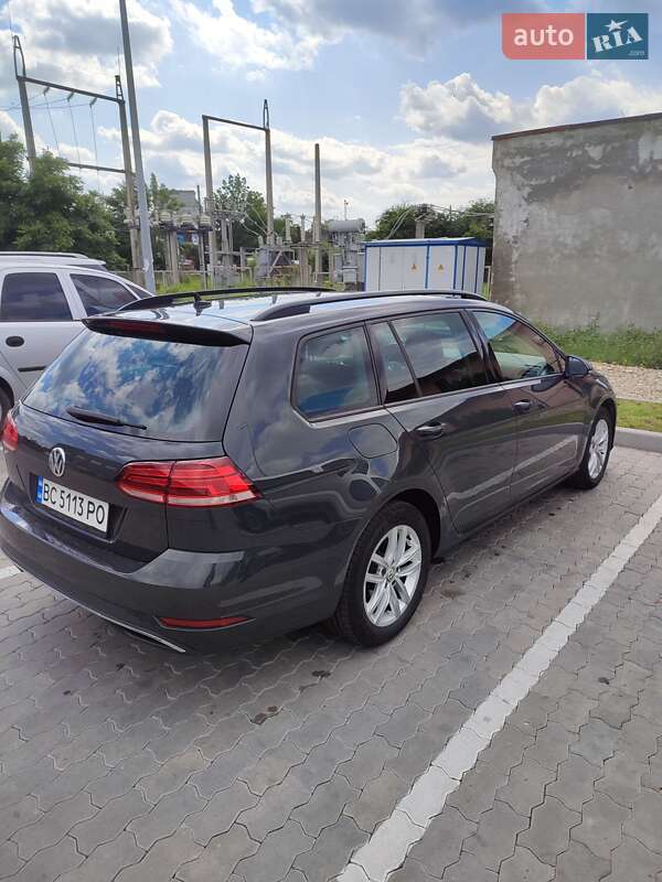 Універсал Volkswagen Golf 2017 в Стрию