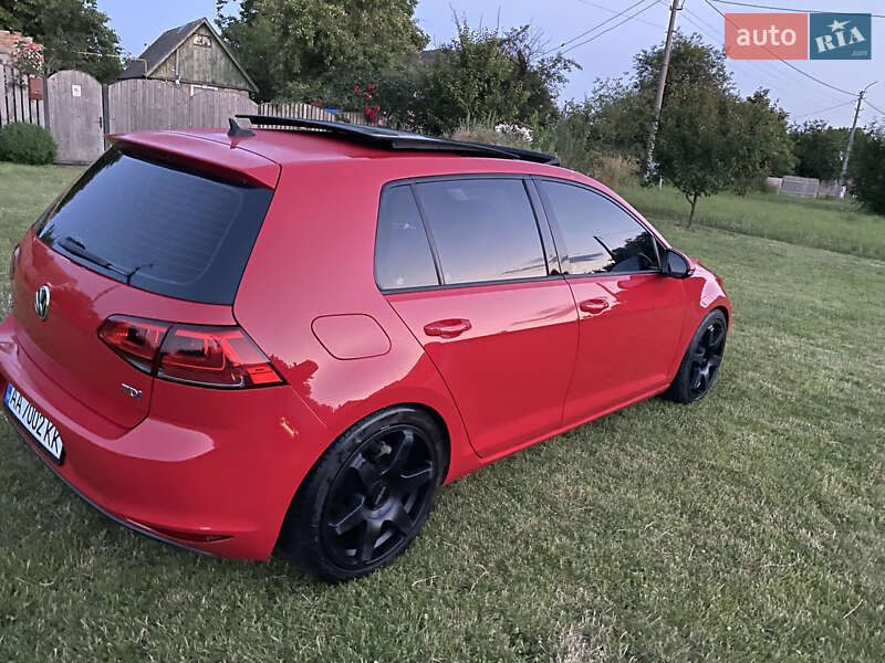 Volkswagen Golf 2014