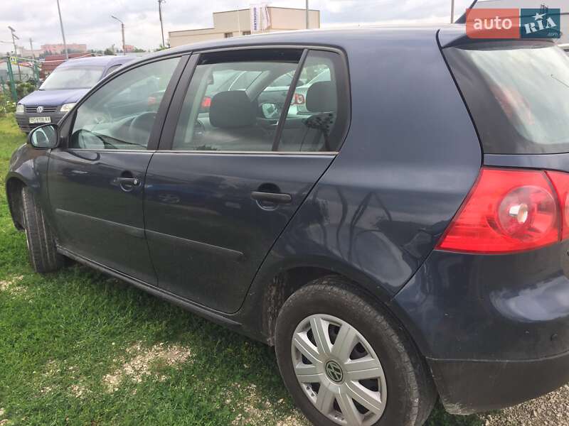 Хетчбек Volkswagen Golf 2008 в Тернополі
