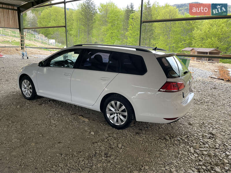 Универсал Volkswagen Golf 2015 в Луцке